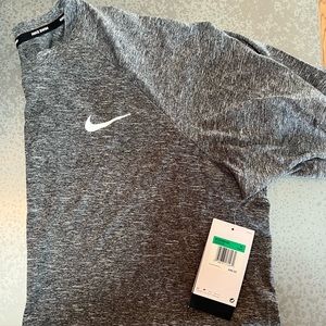 Nike Mens Short Sleeve Tee